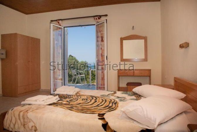 Erietta Studios Svoronata Buitenkant foto