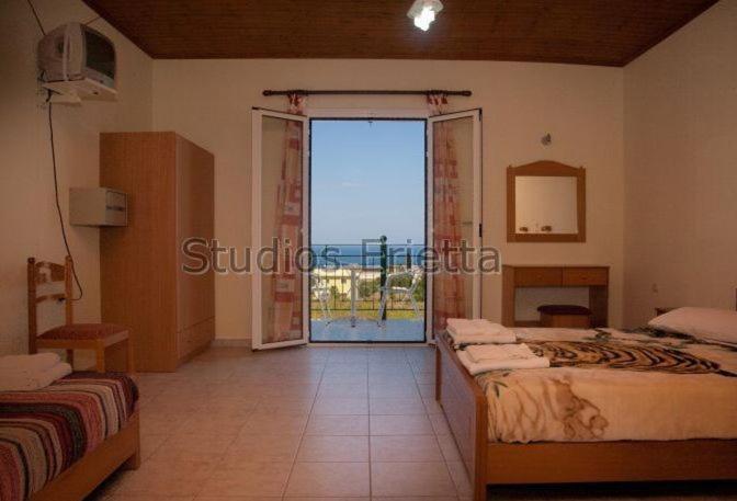 Erietta Studios Svoronata Kamer foto